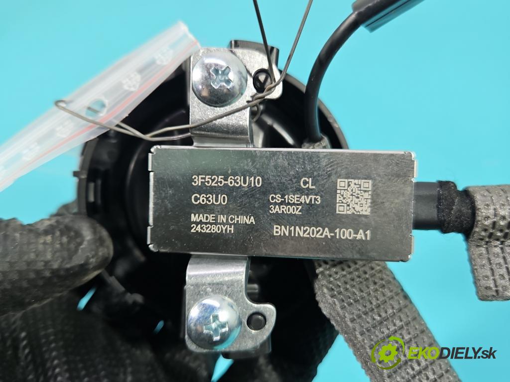 Suzuki Vitara II 2015- 1.5 16V 102 HP automatic 75 kW 1462 cm3 5- riadiaca jednotka ostatné 3F525-63U10