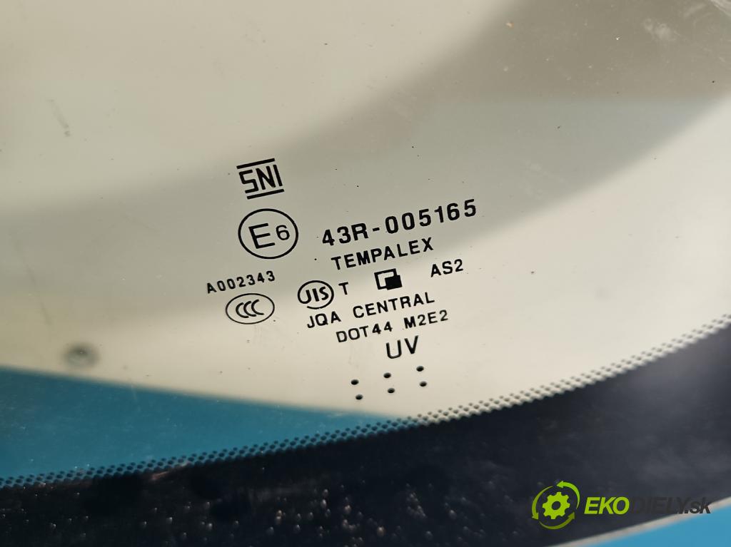 Infiniti Q50 I 2013-2024 2.0 T 211KM automatic 155 kW 1991 cm3 4- sklo zadní  (Zadní sklo)