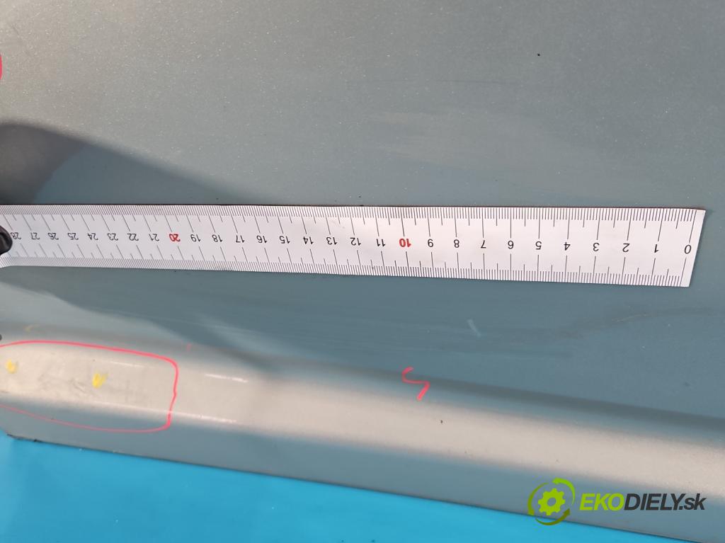 Toyota Avensis II T25 2003-2008 2.0 D4D 116 hp manual 85 kW 1995 cm3 5- dveře zadní pravé  (Klika dveří ostatní)