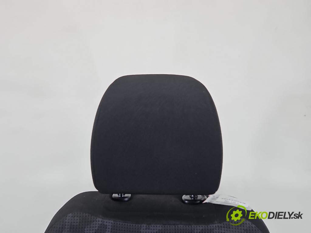 Peugeot 3008 I 2009-2016 1.6 hdi 109 HP manual 80 kW 1560 cm3 5- Sedačka pravý  (Sedadlo)