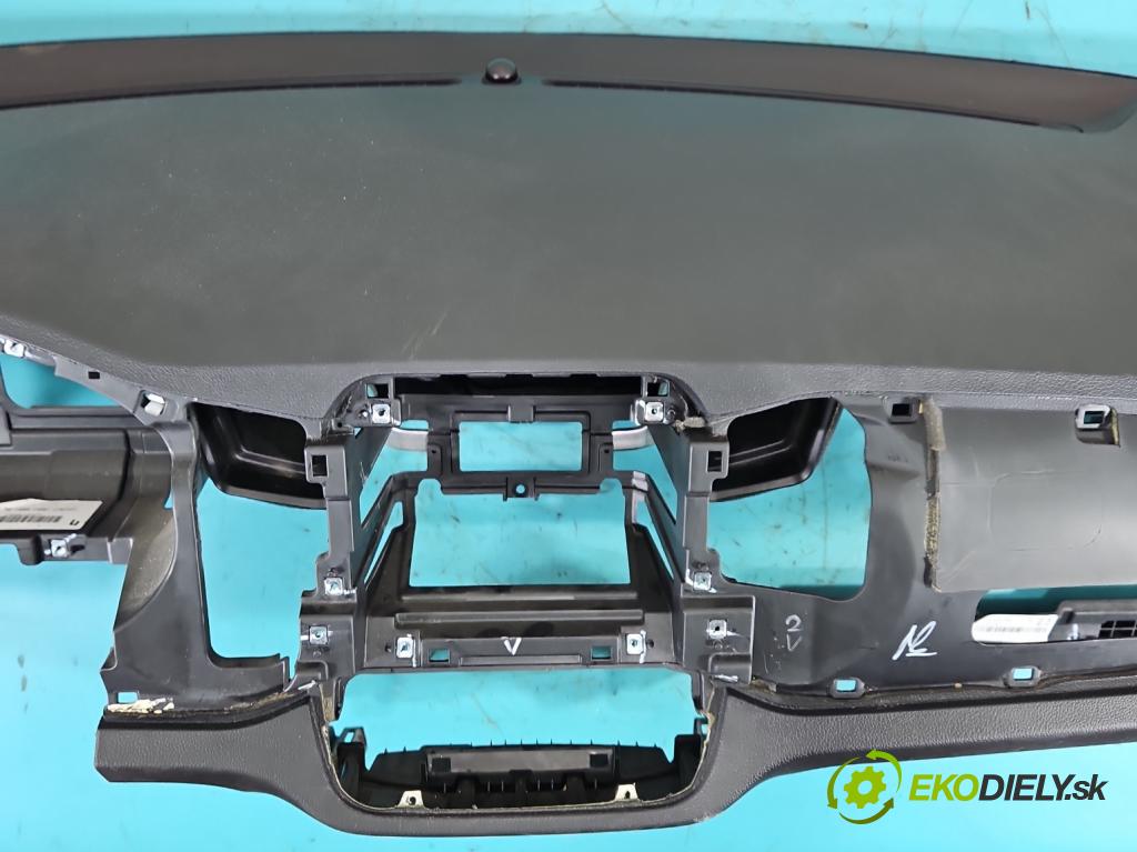 Kia Sportage III 2010-2015 2.0 crdi 136 HP manual 100 kW 1995 cm3 5- kokpit,pristrojová doska rozdeľovacia