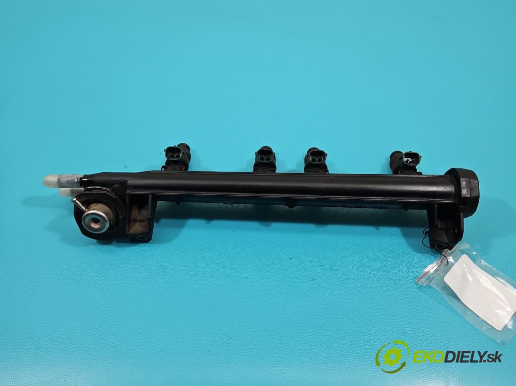 Vw Golf IV 1997-2003 1.6 SR 102 HP automatic 75 kW 1595 cm3 5- vstrek 06A133317A (Vstrekovač paliva)