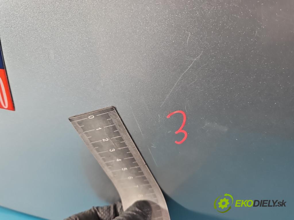 Vw Golf IV 1997-2003 1.6 SR 102 hp automatic 75 kW 1595 cm3 5- zadní kufrové dveře  (Zadní kapota (kufr))