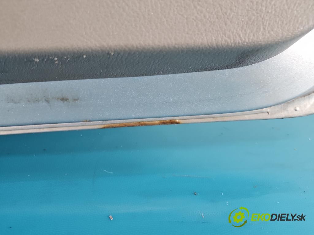 Vw Golf IV 1997-2003 1.6 SR 102 hp automatic 75 kW 1595 cm3 5- zadní kufrové dveře  (Zadní kapota (kufr))