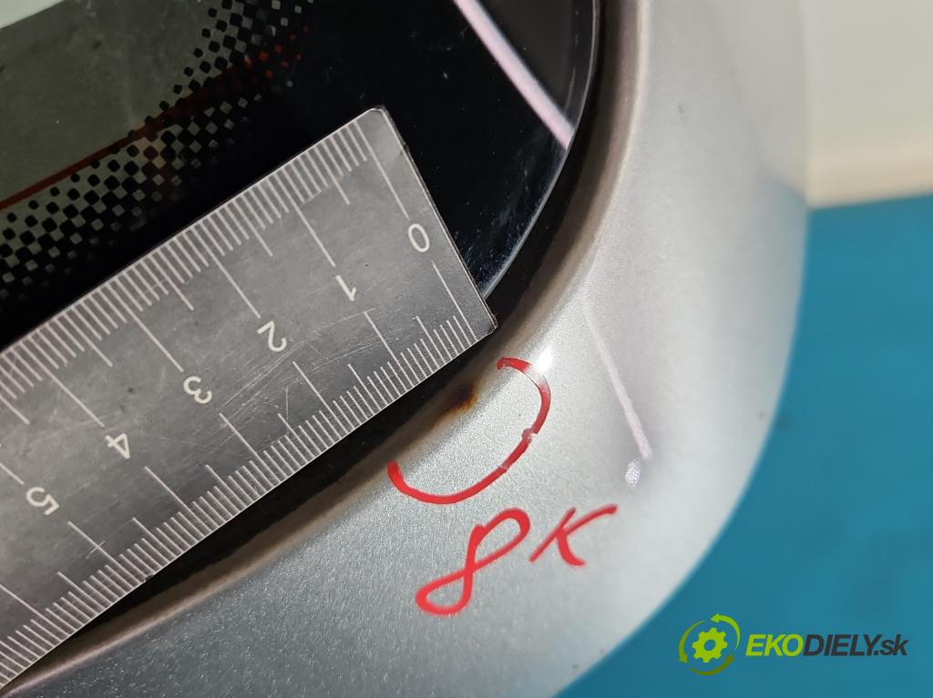 Vw Golf IV 1997-2003 1.6 SR 102 hp automatic 75 kW 1595 cm3 5- zadní kufrové dveře  (Zadní kapota (kufr))