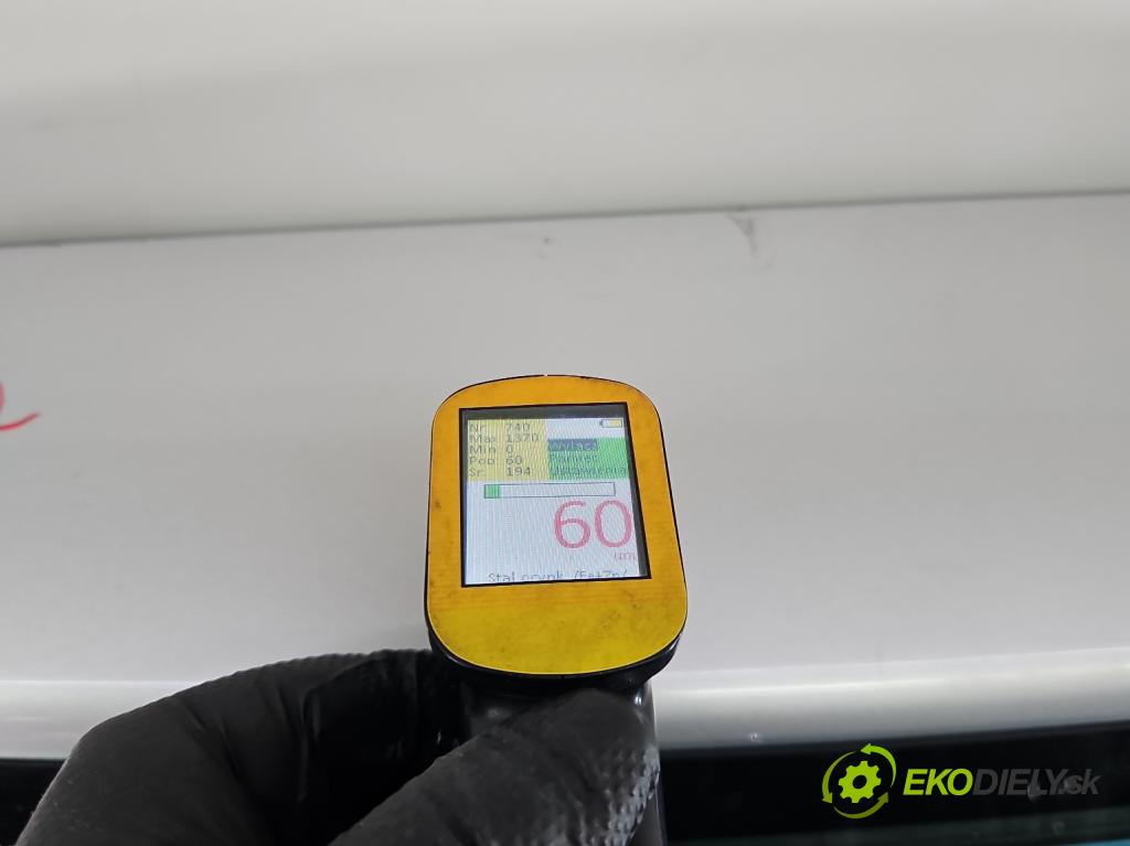 Vw Golf IV 1997-2003 1.6 SR 102 hp automatic 75 kW 1595 cm3 5- zadní kufrové dveře  (Zadní kapota (kufr))