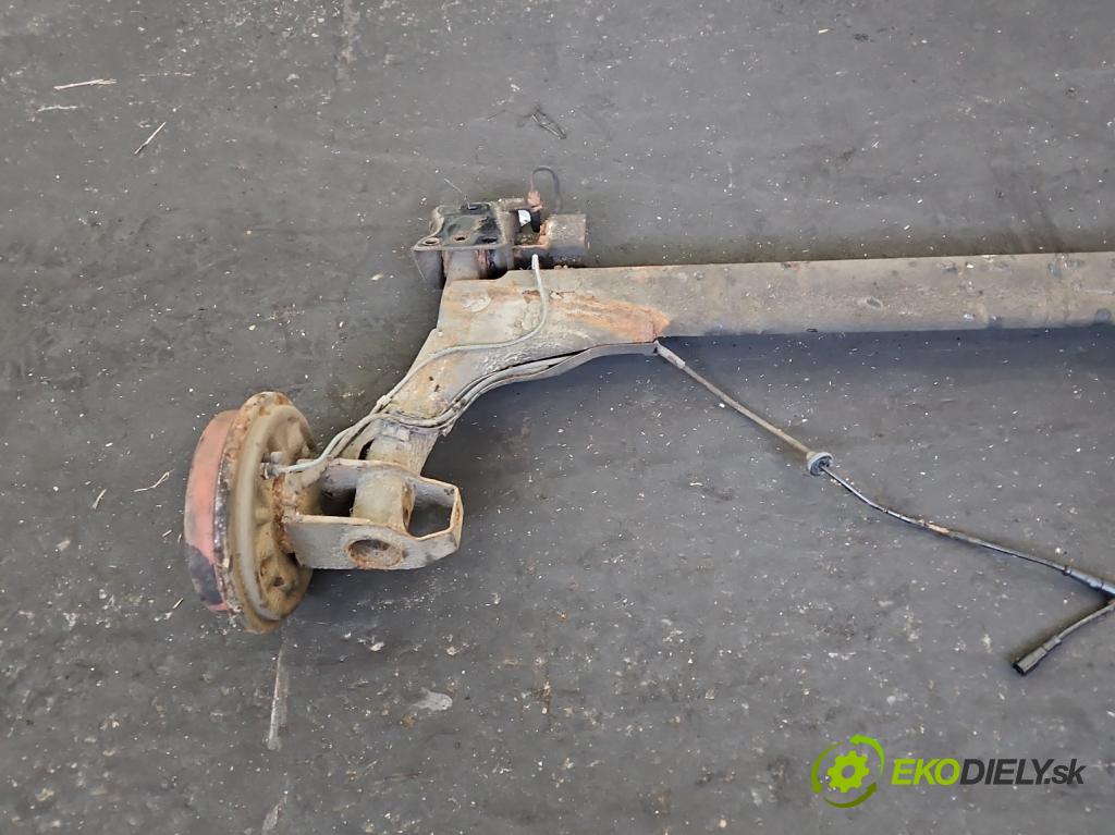 Vw Golf III 1991-1998 1.6 75 hp manual 55 kW 1598 cm3 5- zadní výztuha  (Zadní výztuha)