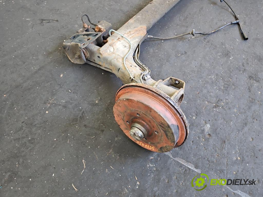 Vw Golf III 1991-1998 1.6 75 hp manual 55 kW 1598 cm3 5- zadní výztuha  (Zadní výztuha)