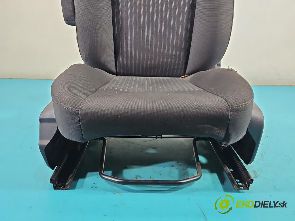 Ford Transit Mk8 2013-2017 2.2 tdci 101 HP manual 74 kW 2198 cm3 5- Sedačka ľavý  (Sedadlo)