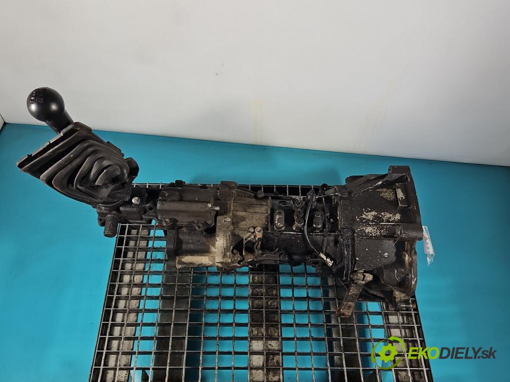 Suzuki Vitara I 1988-1998 1.6 16V 97KM manual 71 kW 1589 cm3 3- převodovka stupňová manual