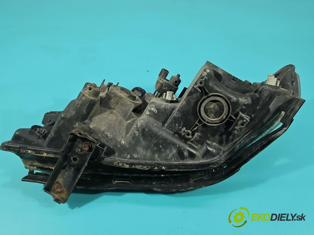 Honda Accord VII 2002-2008 2.0 16V 155 HP manual 114 kW 1998 cm3 5- Reflektor: pravý  (Svetlo predné pravé)