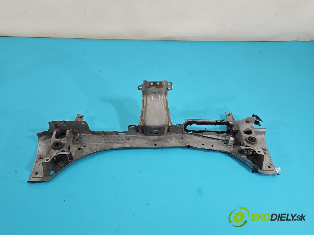 Mitsubishi Outlander II 2006-2013 2.0 DI-D 140 hp manual 103 kW 1968 cm3 5- stěna přední  (Přední výztuha)