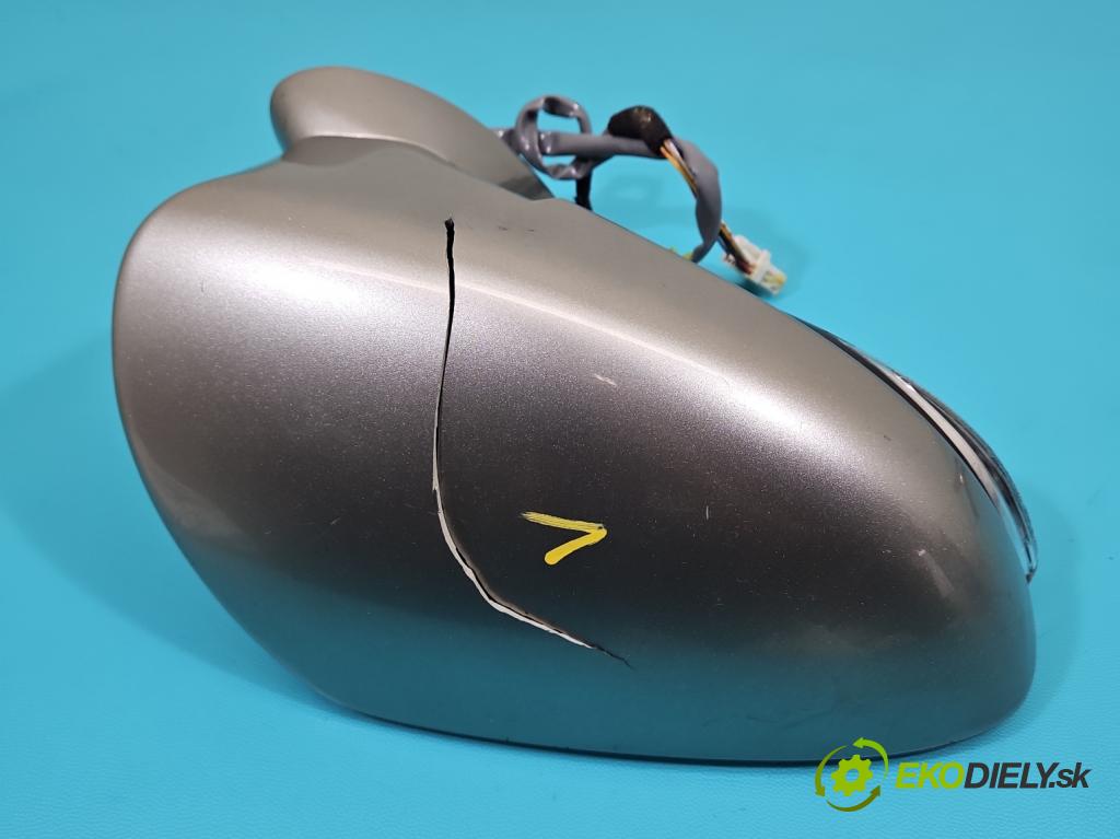 Lexus IS III 2014-2025 2.5 vvti 181KM automatic 133 kW 2494 cm3 4- zrkadlo pravé  (Kľučka dverí ostatné)