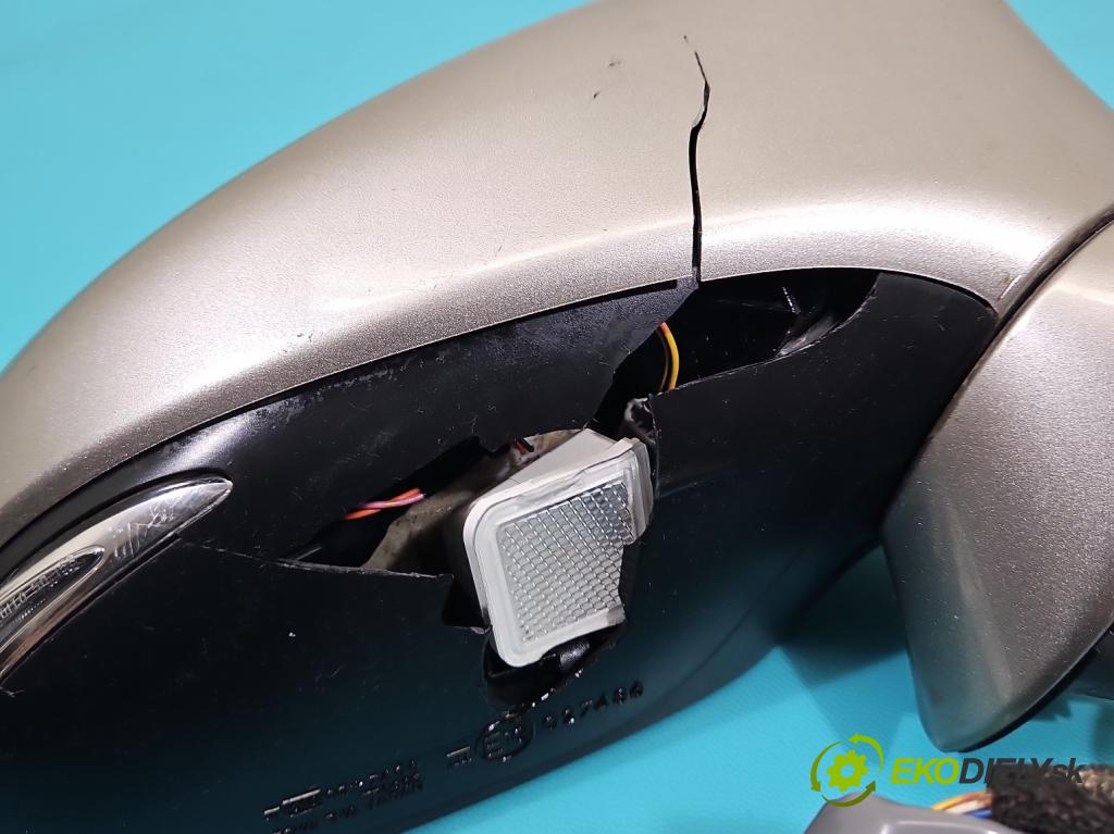 Lexus IS III 2014-2025 2.5 vvti 181KM automatic 133 kW 2494 cm3 4- zrkadlo pravé  (Kľučka dverí ostatné)