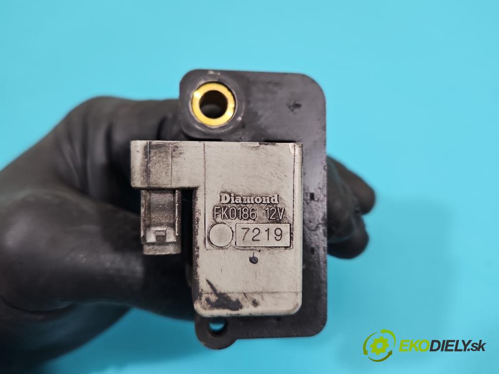 Subaru Legacy IV 2004-2009 2.0 boxer 165 HP manual 121 kW 1994 cm3 5- cievka zapaľovacia FK0186 (Zapaľovacia cievka)