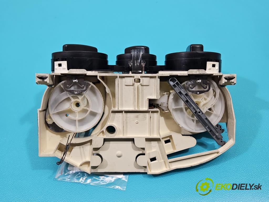Skoda Octavia I 1996-2010 1.4 16V 75 hp manual 55 kW 1390 cm3 5- palubní deska panel topení 1J0819045E