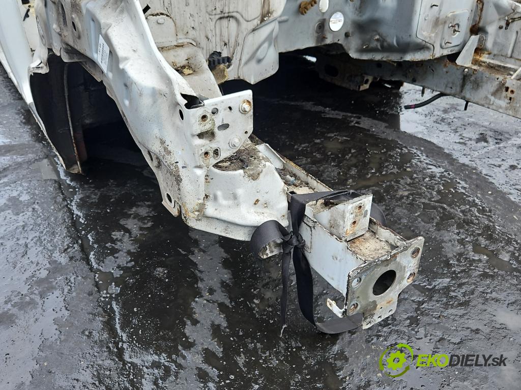 Ford Transit 2013-2017 2.2 tdci 101 hp manual 74 kW 2198 cm3 5- štvrťka pravé