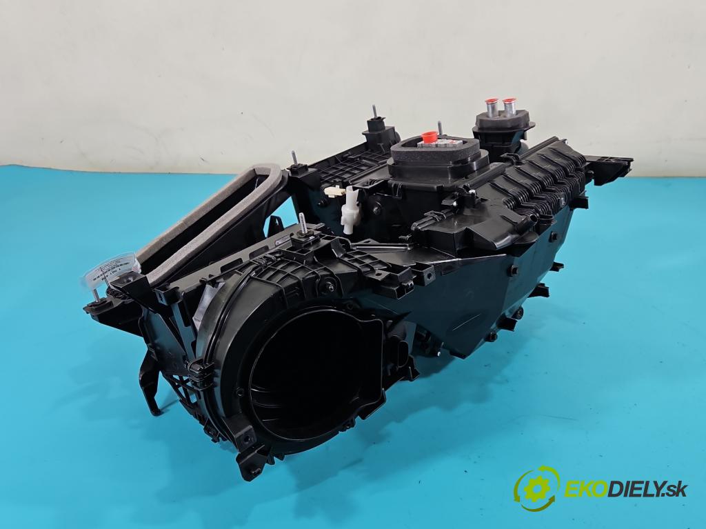 Suzuki Vitara II 2015- 1.5 16V 102 hp automatic 75 kW 1462 cm3 5- radiátor 74100-63UM0 (Radiátor topení)