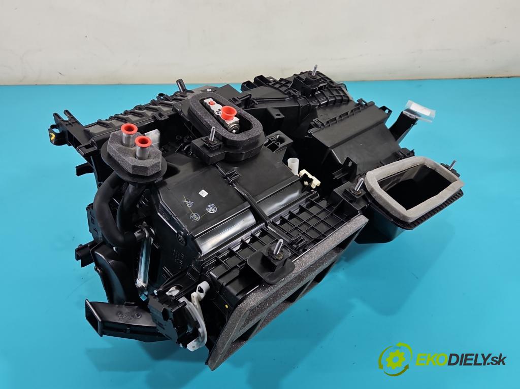 Suzuki Vitara II 2015- 1.5 16V 102 hp automatic 75 kW 1462 cm3 5- radiátor 74100-63UM0 (Radiátor topení)