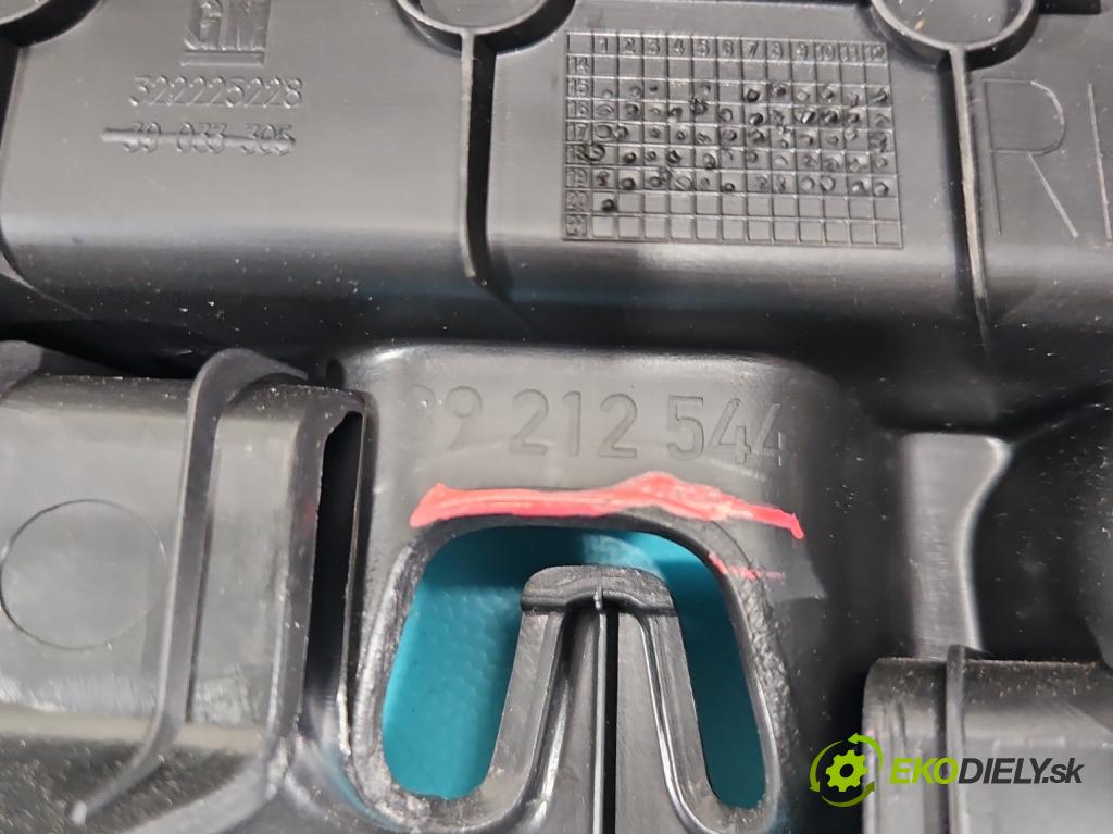 Opel Astra V 2015-2022 1.5 cdti 122 hp manual 90 kW 1496 cm3 5- Tapacír: kufra: pravé 39212544