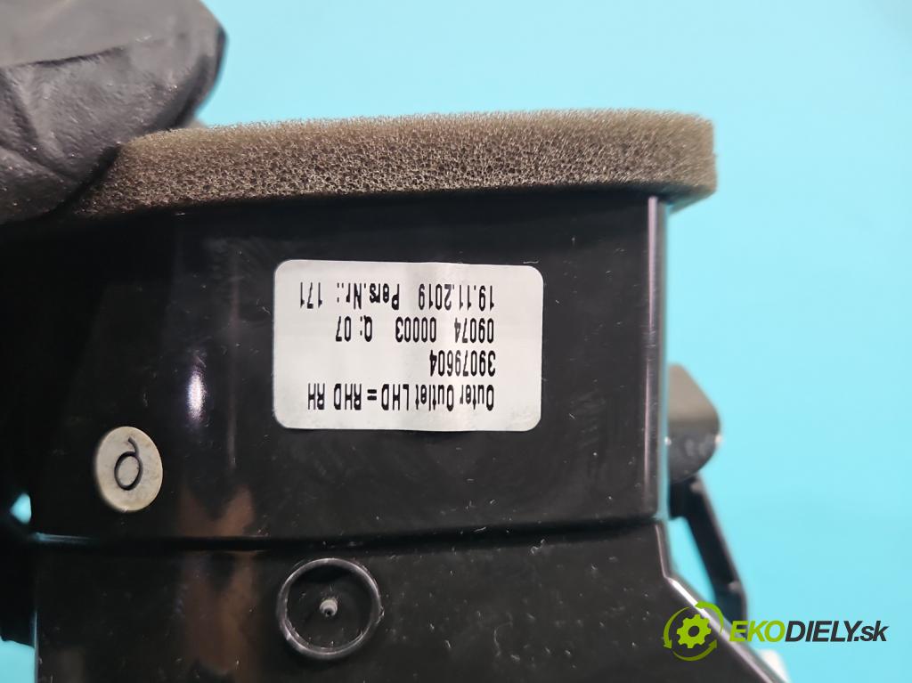 Opel Astra V  2015-2022 1.5 cdti 122 HP manual 90 kW 1496 cm3 5- lišta ozdobná vnitŕní: 39129554