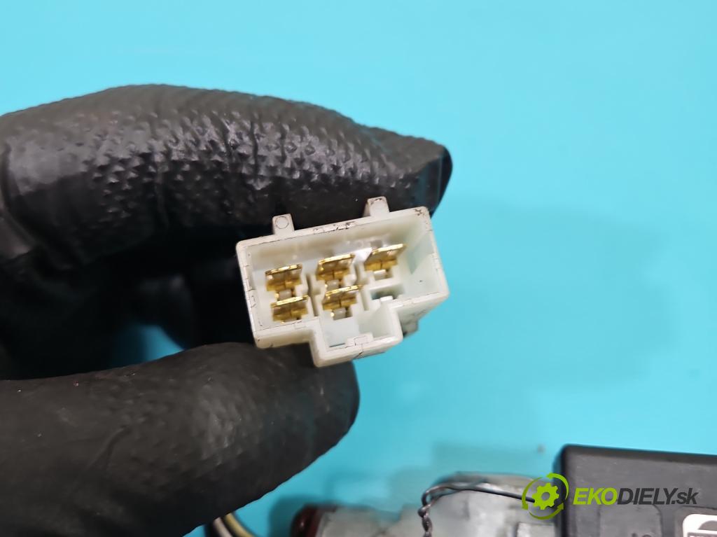 Nissan Almera N15 1995-2000 1.4 16V 75 HP manual 55 kW 1392 cm3 4- Spínačka  (Spínacia skrinka)