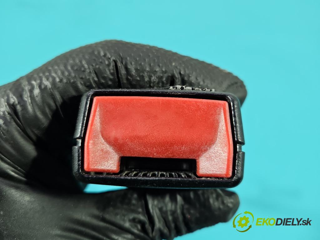 Peugeot 3008 I 2009-2016 1.6 hdi 109 hp manual 80 kW 1560 cm3 5- stěna bezpečnost přední levý 9681989580