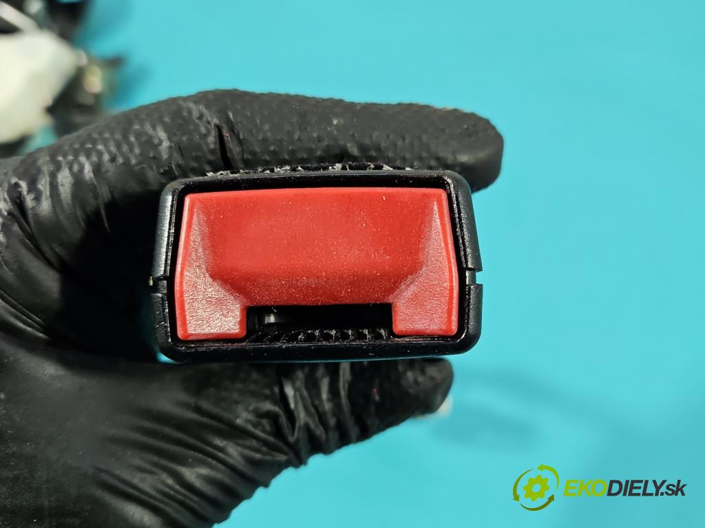 Peugeot 3008 I 2009-2016 1.6 hdi 109 HP manual 80 kW 1560 cm3 5- pas bezpečnosť: predné pravý 34068389D