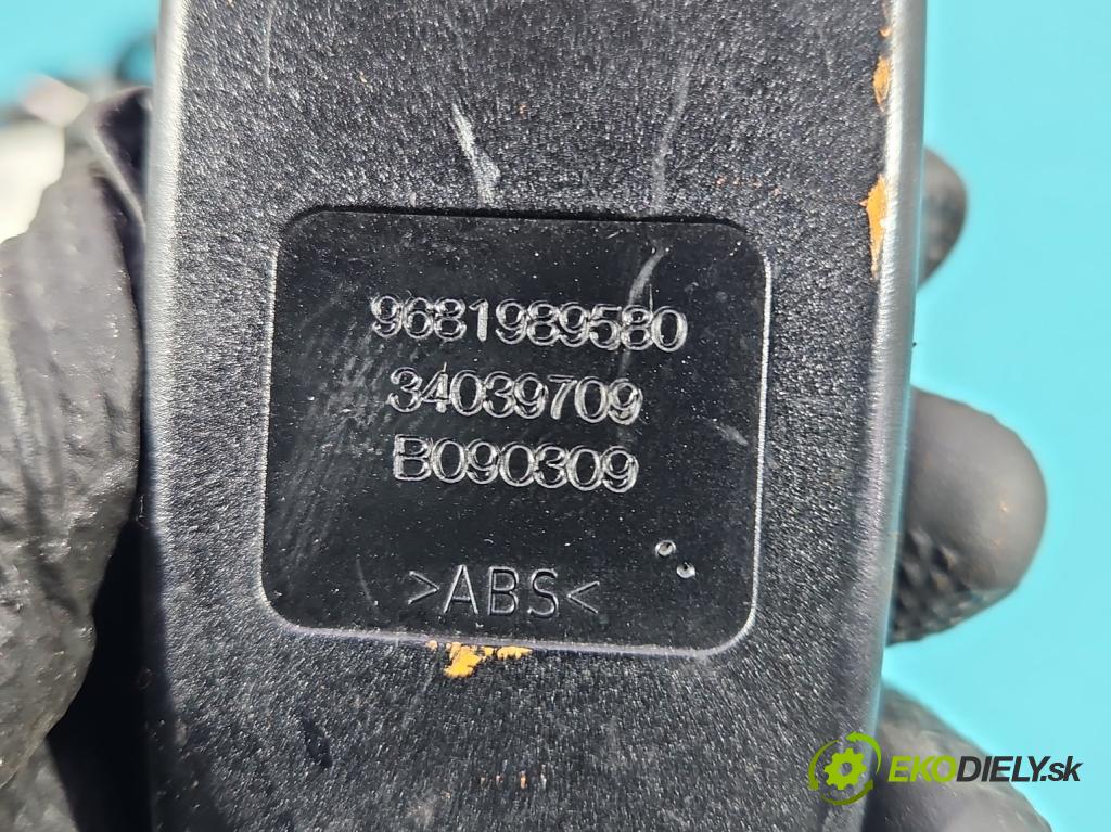 Peugeot 3008 I 2009-2016 1.6 hdi 109 HP manual 80 kW 1560 cm3 5- pas bezpečnosť: predné pravý 34068389D