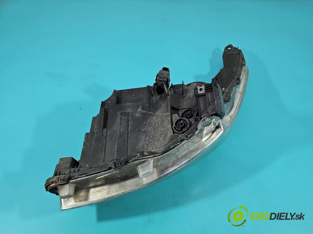 Peugeot 3008 I 2009-2016 1.6 hdi 109 HP manual 80 kW 1560 cm3 5- Reflektor: pravý 89903245 (Svetlo predné pravé)