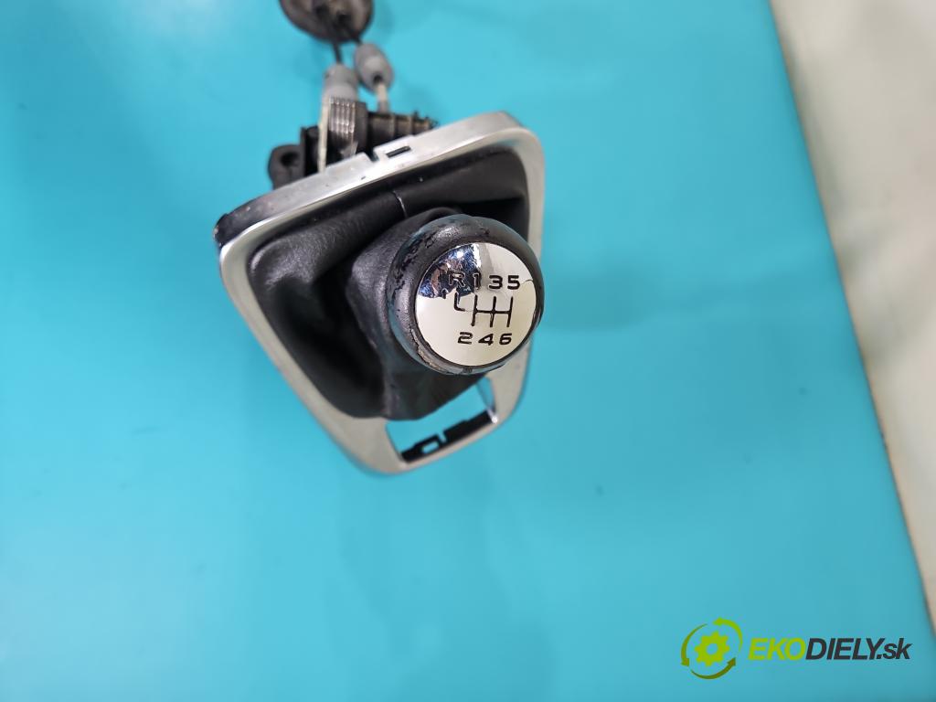 Peugeot 3008 I 2009-2016 1.6 hdi 109 HP manual 80 kW 1560 cm3 5- Páka: Změny: stupeň,rýchlosť 9685196780 (Rýchlostná páka (kulisa))