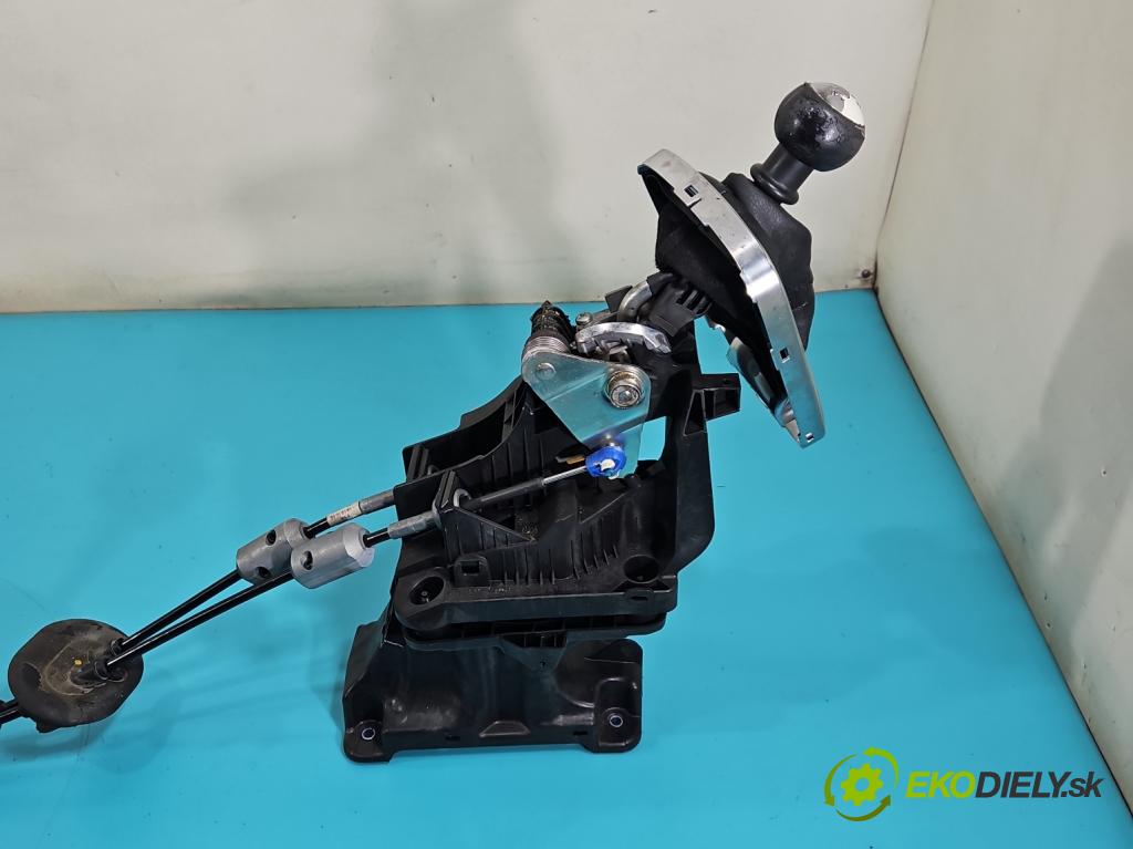 Peugeot 3008 I 2009-2016 1.6 hdi 109 HP manual 80 kW 1560 cm3 5- Páka: Změny: stupeň,rýchlosť 9685196780 (Rýchlostná páka (kulisa))