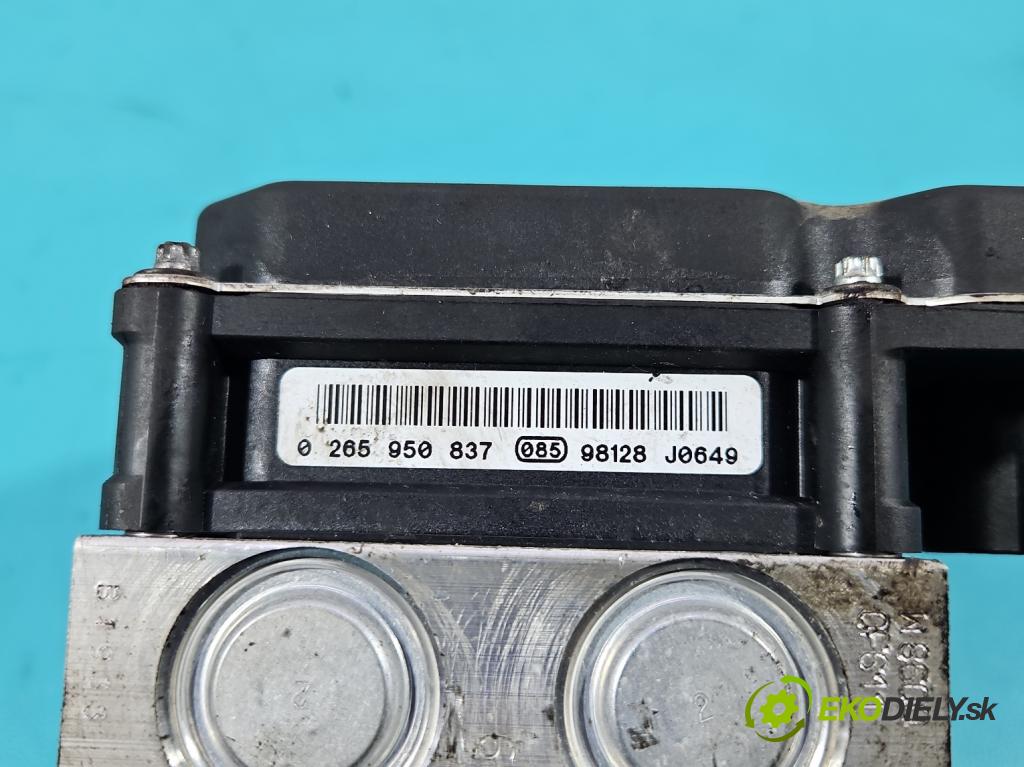 Peugeot 3008 I 2009-2016 1.6 hdi 109 HP manual 80 kW 1560 cm3 5- čerpadlo abs 0265950837 (Pumpa ABS)