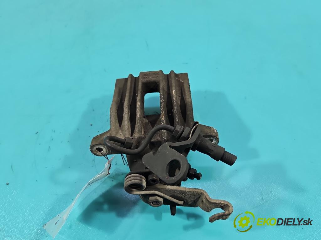 Seat Altea 1.9 tdi 105 hp manual 77 kW 1896 cm3 5- brzdič zadní pravý  (Klika dveří ostatní)