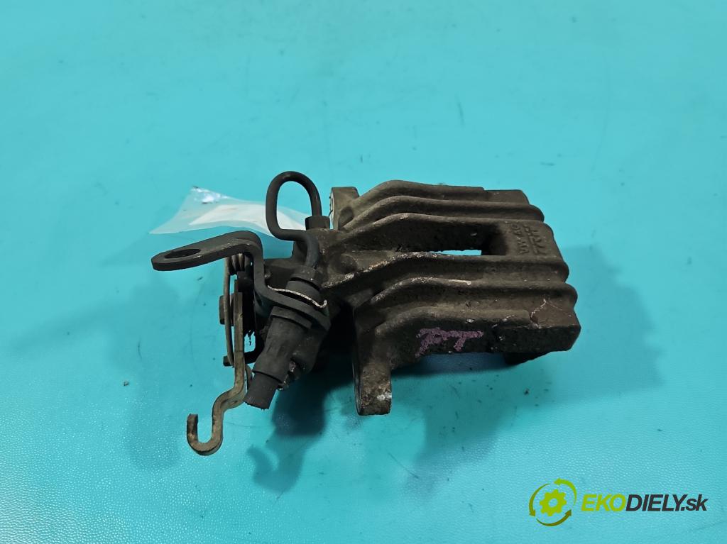 Seat Altea 1.9 tdi 105 hp manual 77 kW 1896 cm3 5- brzdič zadní pravý  (Klika dveří ostatní)