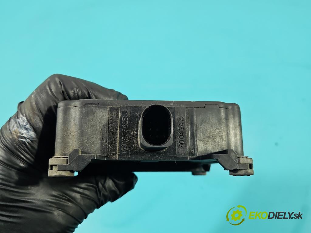 Seat Altea 1.9 tdi 105 HP manual 77 kW 1896 cm3 5- ventil magnetické: 6Q0906625 (Ventil ostatné)