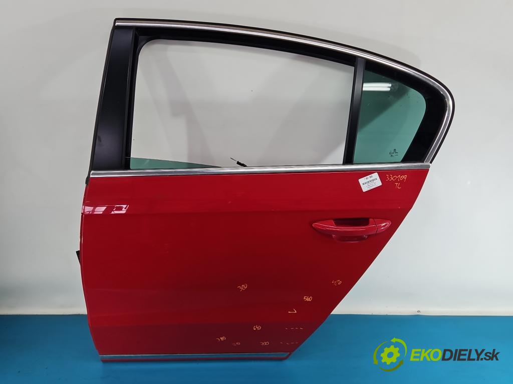 Vw Passat B7 2010-2014 2.0 tdi 140 hp manual 103 kW 1968 cm3 4- dveře zadní levé  (Klika dveří ostatní)