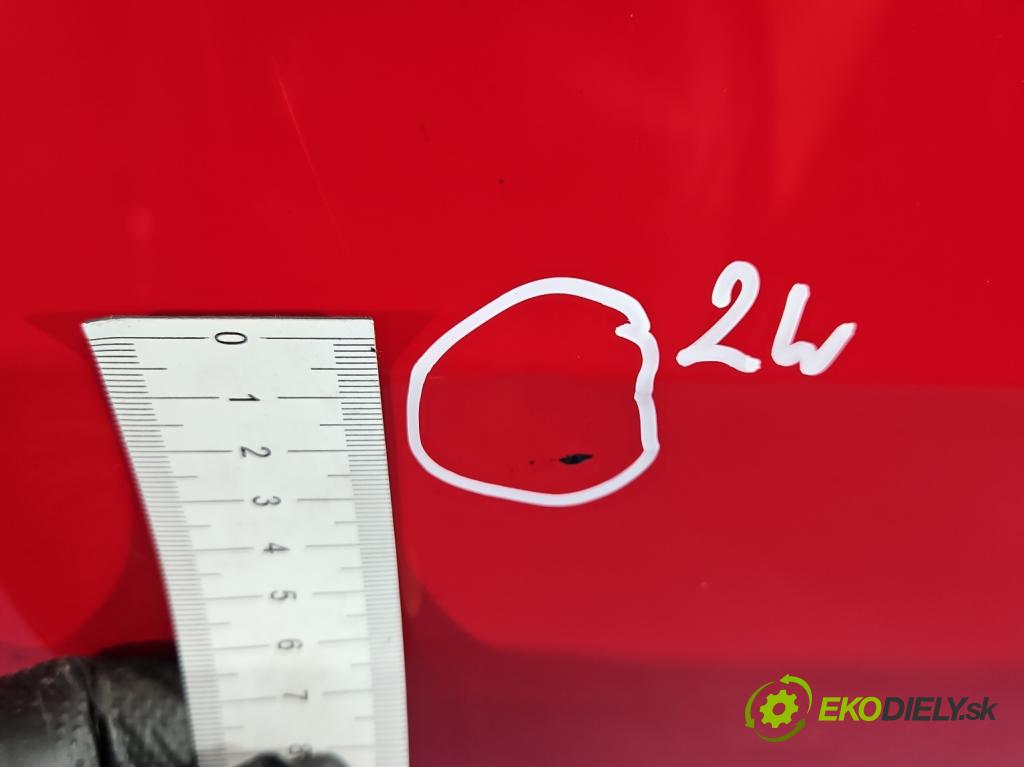 Vw Passat B7 2010-2014 2.0 tdi 140 hp manual 103 kW 1968 cm3 4- dveře zadní pravé  (Klika dveří ostatní)