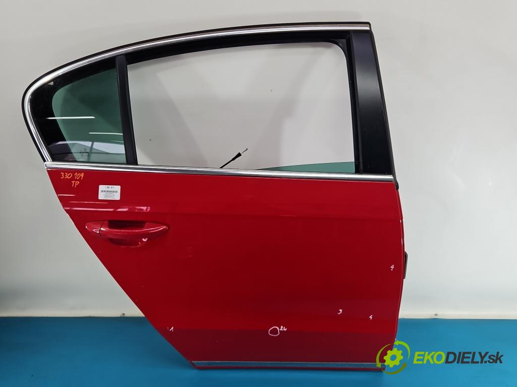 Vw Passat B7 2010-2014 2.0 tdi 140 hp manual 103 kW 1968 cm3 4- dveře zadní pravé  (Klika dveří ostatní)