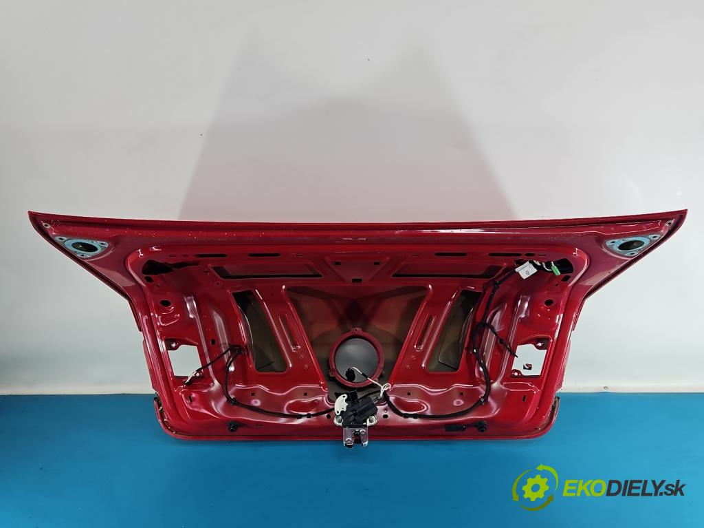 Vw Passat B7 2010-2014 2.0 tdi 140 hp manual 103 kW 1968 cm3 4- zadní kufrové dveře  (Zadní kapota (kufr))