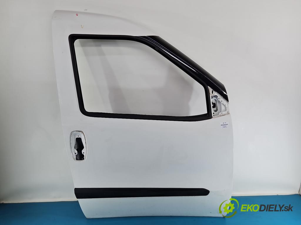 Fiat Doblo II 2010- 1.4 120 HP manual 88 kW 1368 cm3 5- dvere predné pravé  (Kľučka dverí ostatné)