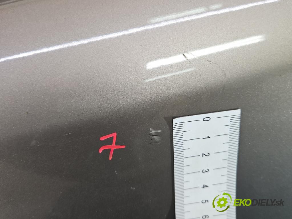 Nissan Note I 2006-2012 1.6 16V 110 hp manual 81 kW 1598 cm3 5- dveře zadní levé  (Klika dveří ostatní)
