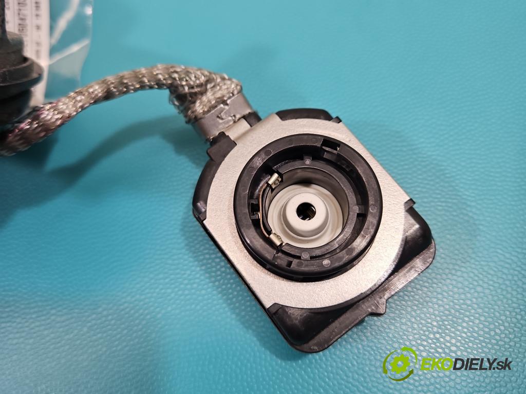 Lexus IS III 2014-2025 2.5 vvti 181KM automatic 133 kW 2494 cm3 4- střídač: xenon 85967-45010 (Riadiaca jednotka xenónu)