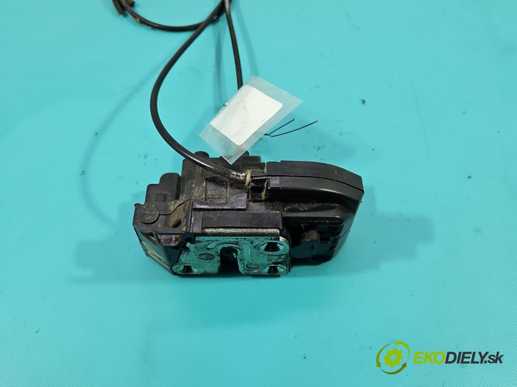 Nissan Note I 2006-2012 1.6 16V 110 hp manual 81 kW 1598 cm3 5- zámek přední pravý 3606E