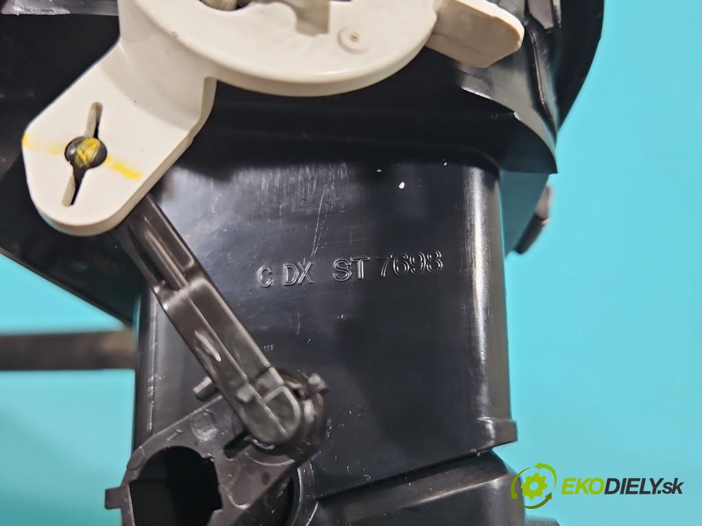 Fiat Doblo II 2010- 1.4 120 HP manual 88 kW 1368 cm3 5- Mřížka: kúrenia stredová 07356849230 (Mriežka kúrenia (fukár))