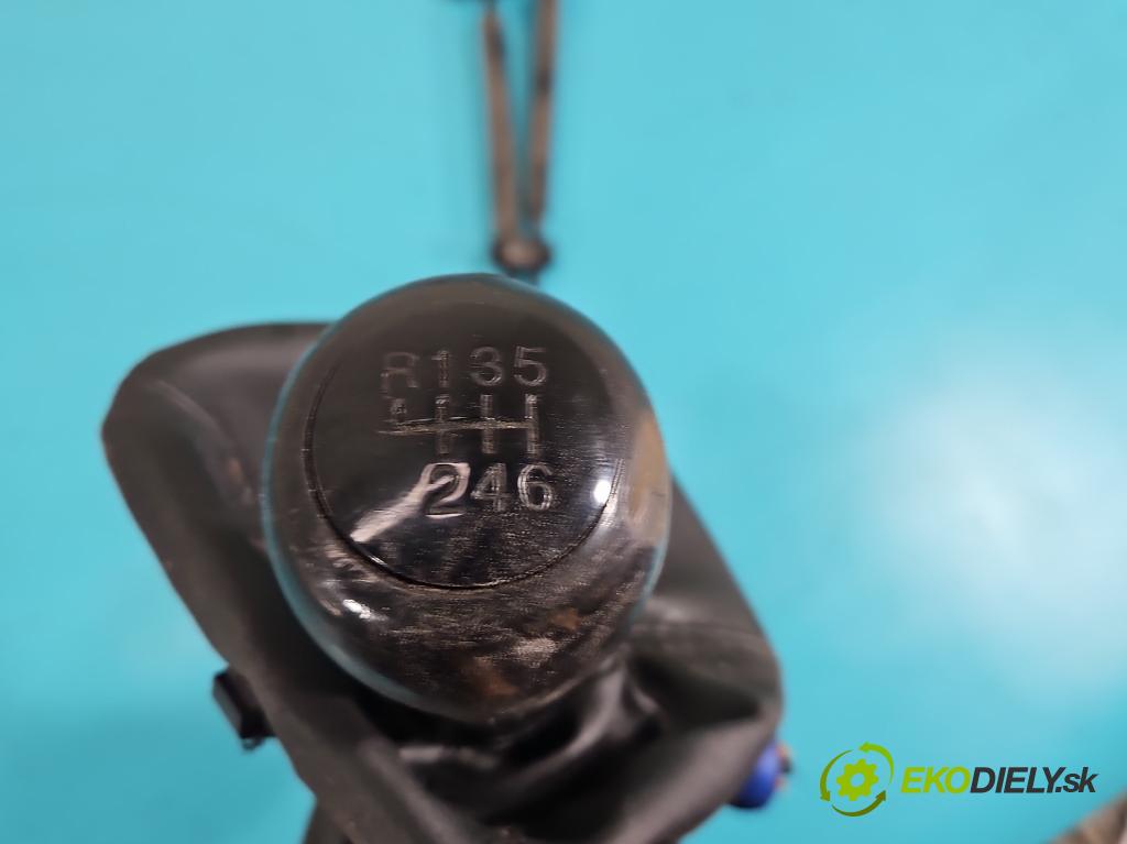 Fiat Doblo II 2010- 1.4 120 HP manual 88 kW 1368 cm3 5- Páka: Změny: stupeň,rýchlosť 553468290E (Rýchlostná páka (kulisa))