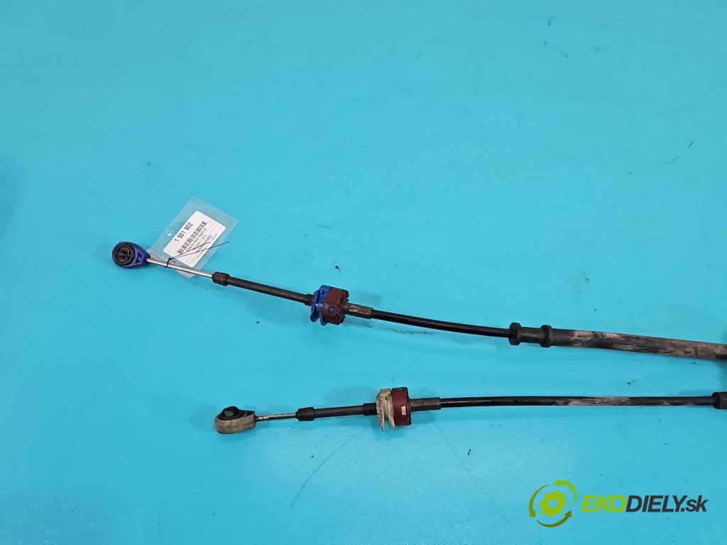 Fiat Doblo II 2010- 1.4 120 HP manual 88 kW 1368 cm3 5- Páka: Změny: stupeň,rýchlosť 553468290E (Rýchlostná páka (kulisa))