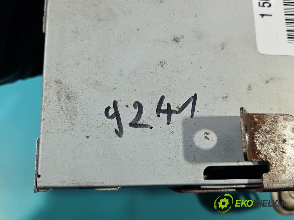 Nissan Note I 2006-2012 1.6 16V 110 HP manual 81 kW 1598 cm3 5- Radio originál 7645387318