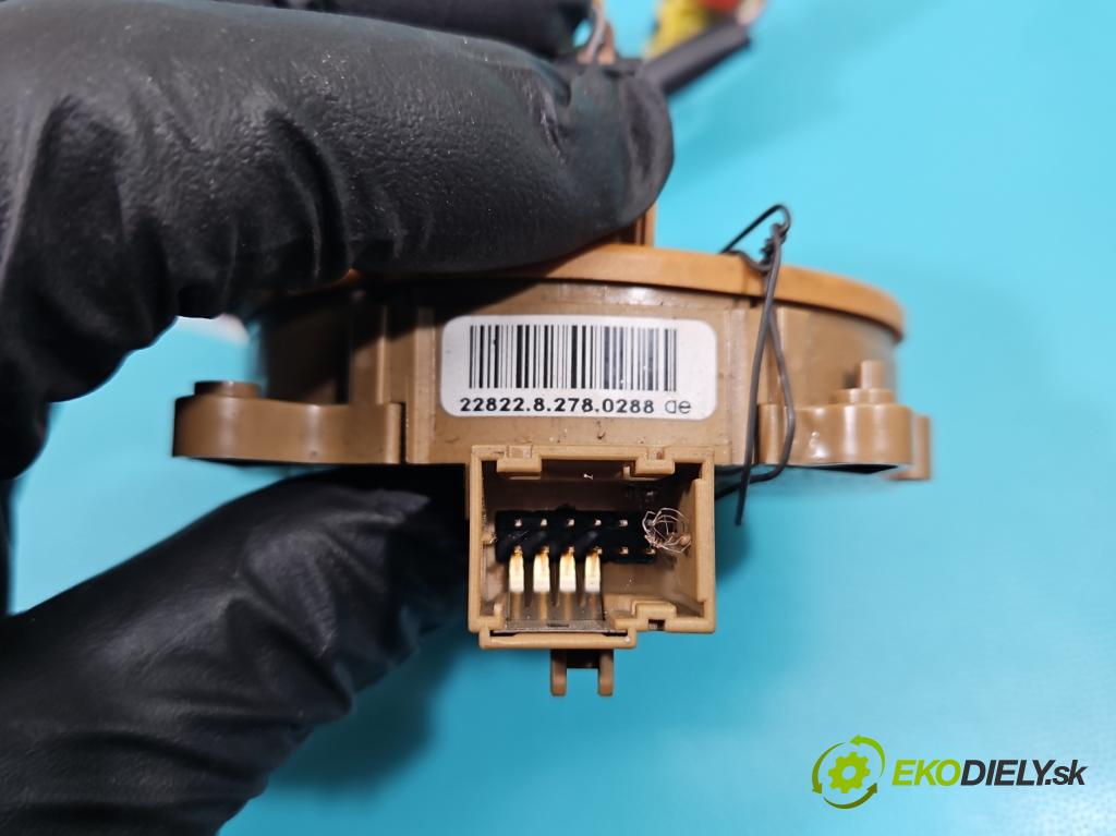 Fiat Doblo II 2010- 1.4 120 hp manual 88 kW 1368 cm3 5- Páska: airbag  (Airbag)