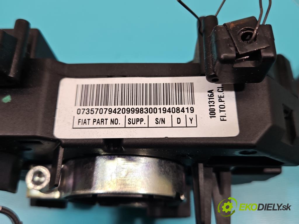 Fiat Doblo II 2010- 1.4 120 HP manual 88 kW 1368 cm3 5- prepínač komplex: 07357079420 (Prepínacie páčky pod volantom)
